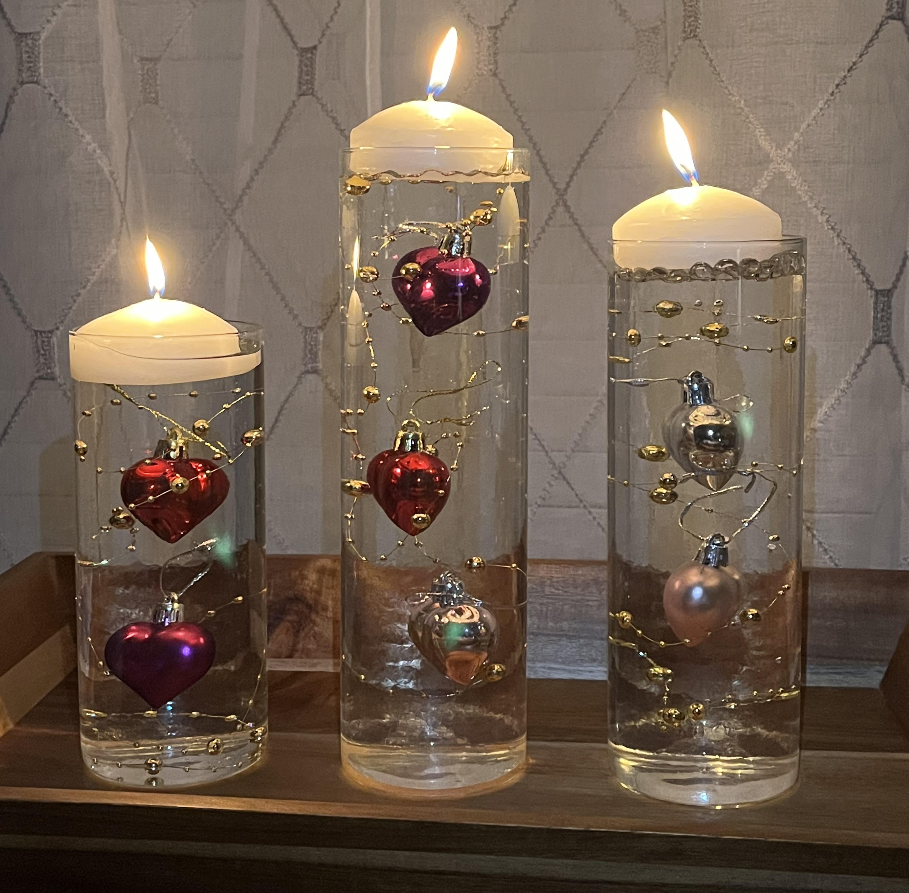 Chase away the summertime blues with a little Christmas Romance: Christmas Craft - Floating candles with heart-shaped Christmas ornaments